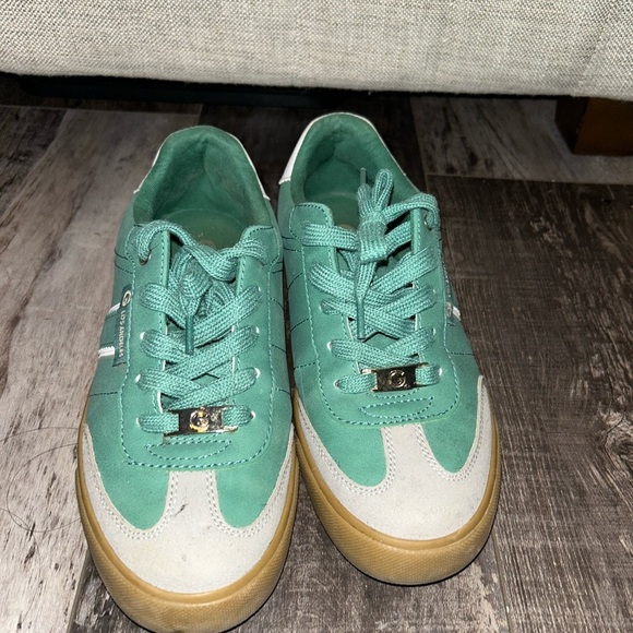 GBG Los Angeles Shoes - GBG Los Angeles Teal and White Sneakers